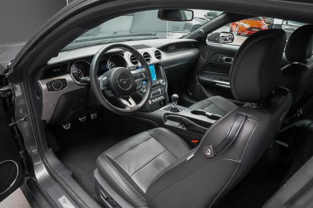 Ford MUSTANG Fastback GT 5.0 V8 460pk HANDGESCHAKELD |sportstoelen|stoelventilatie + verwarming|keyless|navigatie|bluetooth|cruise control|camera|19"|