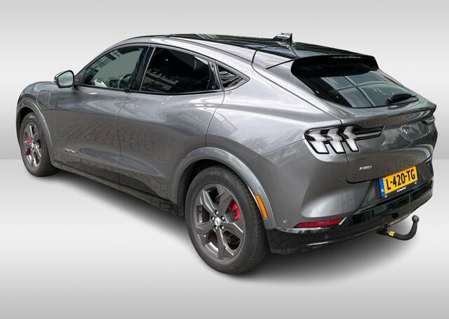 Ford MUSTANG Mach-E Extended First Edition AWD 98 kWh / Panoramadak / Camera / Leder / 19'' / B&O / Keyless / DAB / Dodehoek / ACC / Navigatie / Sfeerverlichting / Stoelverwarming