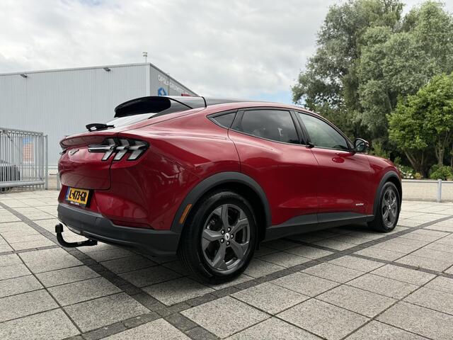 Ford MUSTANG Mach-E Aut. 75kWh | Leder | Bang & Olufssen | 360 Camera |