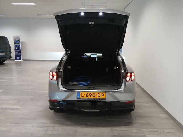 Ford MUSTANG Mach-E AWD 75 kWh Panoramadak