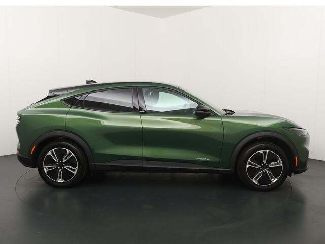 Ford MUSTANG Mach-E RWD 75 kWh | Adapt. cruise | Keyless