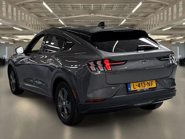 Ford MUSTANG Mach-E Extended RWD 98 kWh Grote Accu ! Alle Opties !