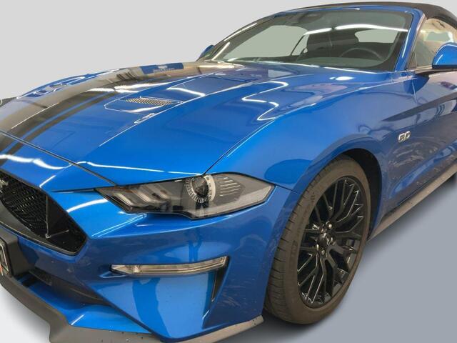 Ford MUSTANG Convertible 5.0 V8 GT | 450pk | 7.500KM! | Volledig Dealer onderhouden EU versie (zie papieren) | Adaptive cruise control | Achteruitrijcamera