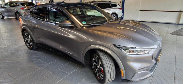 Ford MUSTANG Mach-E Extended First Edition AWD 98 kWh Garantie t/m juni 2028!!!