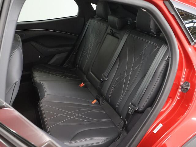 Ford MUSTANG Mach-E Extended RWD 98 kWh | Stoel/Stuurverwarming | B&O | Elektr. Achterklep | Parkeercamera 360° | Cruise Control Adaptief | Dodehoekdetectie | Navigatie |