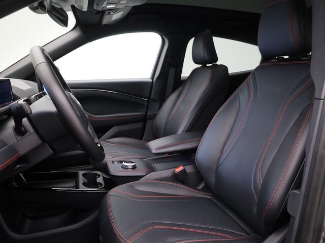 Ford MUSTANG Mach-E Extended Premium RWD 98 kWh | PANO | 360º | ADAPTIVE | B&O | KEYLESS | STOEL- EN STUURVERW.
