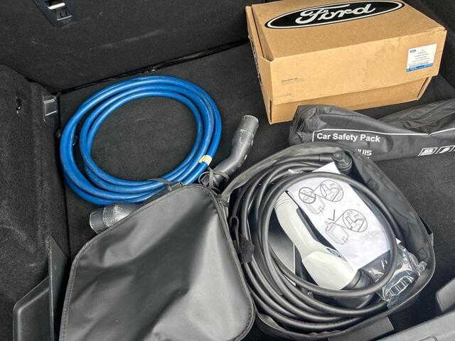 Ford MUSTANG Mach-E Aut. 75kWh | Leder | Navi | B&O Sound | 360 Camera |