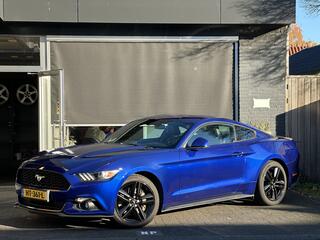 ford-mustang-fastback-2.3-ecoboost-