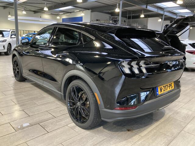 Ford MUSTANG Mach-E Extended Range 286 pk RWD 98 kWh | Trekhaak | B&O | El. a. klep | 360° Camera | Adapt cruise | 1e eig. | 100% dealer ond.