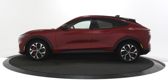 Ford MUSTANG Mach-E Extended AWD 98 kWh Navigatie / Panoramadak / B&O