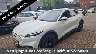 ford-mustang-mach-e-sport-rwd-75-kw