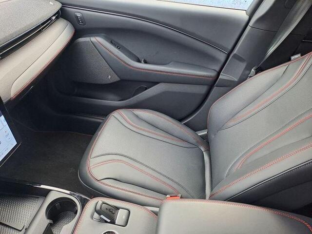 Ford MUSTANG Mach-E Extended Premium RWD 98 kWh 294pk | Technology Pack Plus | Adaptieve Cruise |