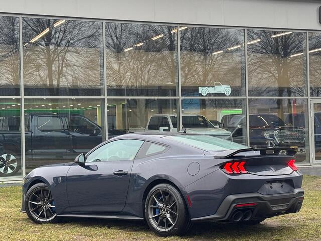 Ford MUSTANG Fastback GT 5.0 V8 Dark Horse Carbon B&O