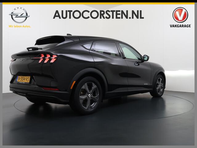 Ford MUSTANG Mach-E SOH 93% RWD 75kWh Technology Pack Plus Panoramadak B&O®-Audio Leder 360°Camera Navi Ecc Apple Carplay/Android Auto Elek.Stoelen+Memory Elek.Achterklep Stuur+Stoelverwarming Lane Assist Led Active Driver Assist FordPass Connect(TM) 1e Eigenaar Origi