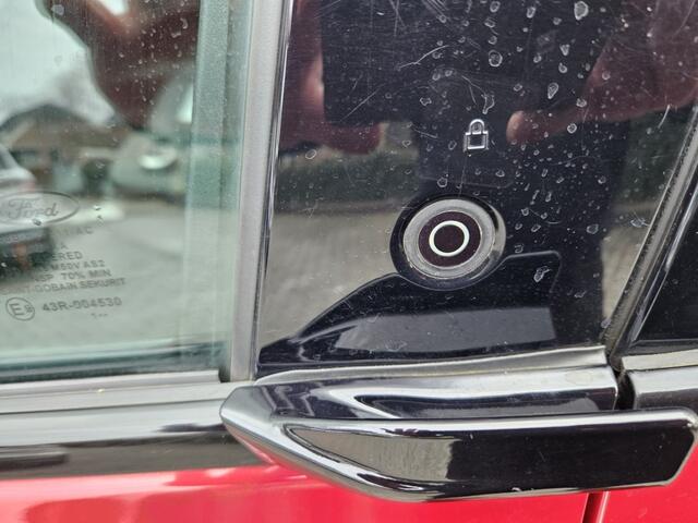 Ford MUSTANG EXTENDED RWD 98 KWH 286PK Pano - Leer