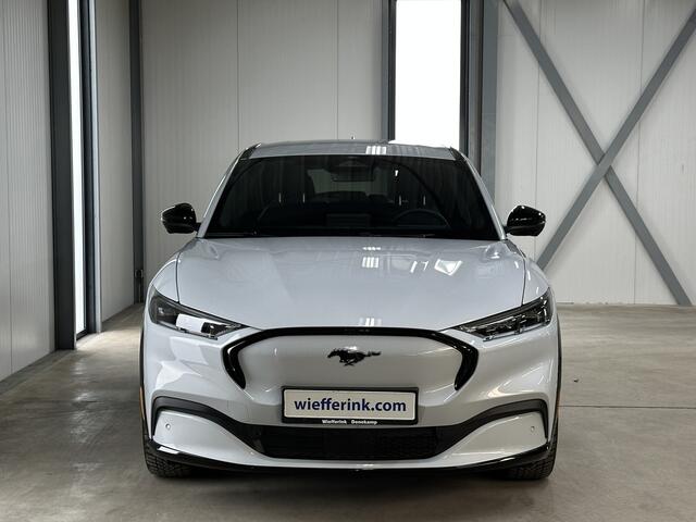 Ford MUSTANG Mach-E Extended Premium RWD 98 kWh