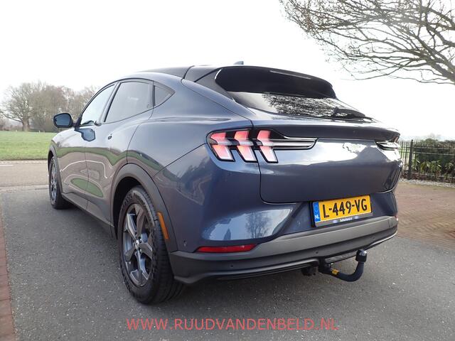 Ford MUSTANG Mach-E RWD 75 kWh 93% SOH / CARPLAY / 360°CAMERA / STOEL-STUURVERWARMING / TREKHAAK