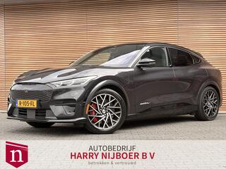 ford-mustang-mach-e-gt-extended-awd