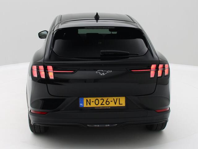 Ford MUSTANG Mach-E Extended RWD 98 kWh Extended Range !