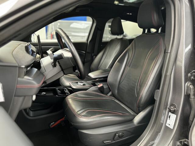 Ford MUSTANG Mach-E Extended First Edition AWD 98 kWh 351 pk | Dealer onderhouden | Pano | Adapt. Cruise | Dodehoek Detectie | B&O | 19" LMV | Winterpack |