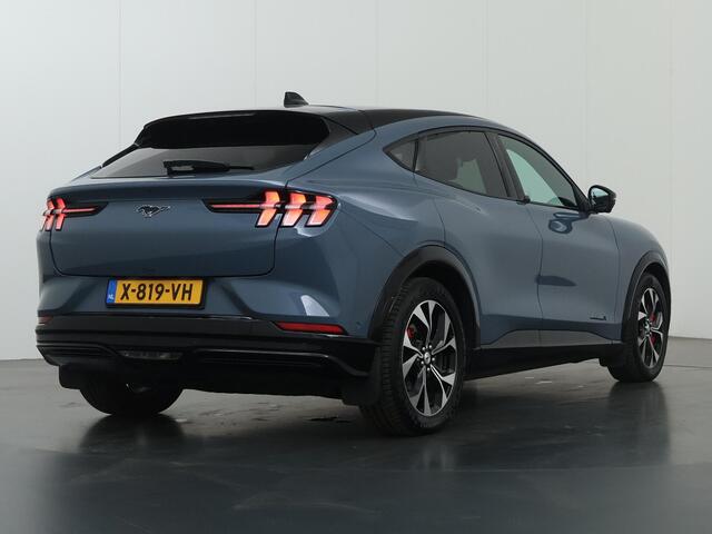 Ford MUSTANG Mach-E Extended Premium RWD 98 kWh | Navigatie | Parkeercamera 360° | Keyless Go | B&O | Cruise Control Adaptief | Elektr, Achterklep |