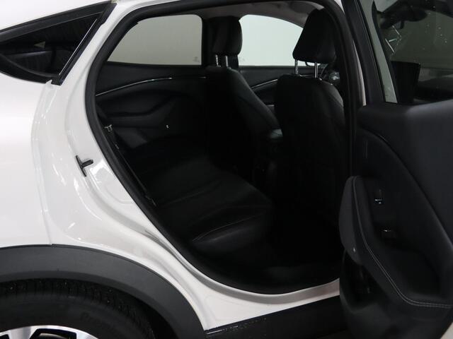 Ford MUSTANG Mach-E Extended RWD 98 kWh | B&O | Parkeercamera 360° | Navigatie | Cruise Control Adaptief |