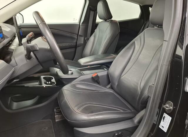 Ford MUSTANG Mach-E RWD 75 kWh Panoramadak / 360 camera / SOH 92,5% / Adpt Cruise / Leer