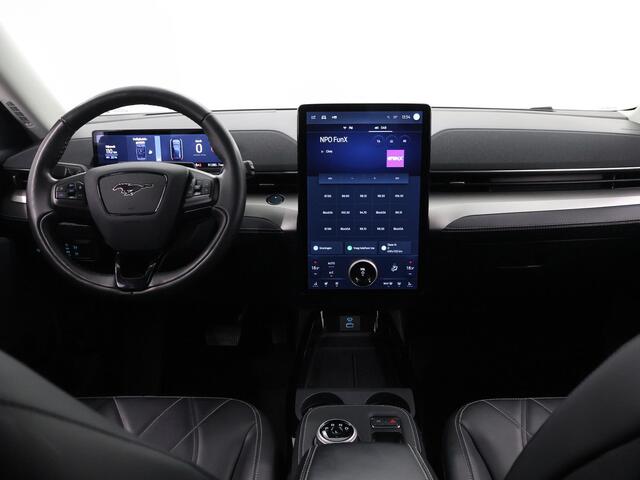 Ford MUSTANG Mach-E RWD 75 kWh | Navigatie | Winterpakket | Parkeercamera 360° | Cruise Control Adaptief | B&O | Elektr. Achterklep |
