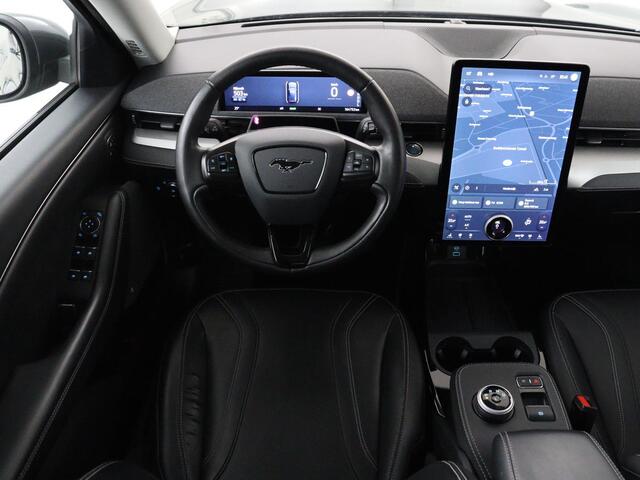 Ford MUSTANG Mach-E Extended RWD 98 kWh | SOH 93,1% | Panoramadak | 360 Camera | Leder | Stoel & stuurverwarming | B&O Sound | Carplay | Keyless | Memory | Adaptive cruise | Navigatie