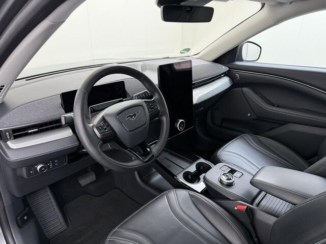 Ford MUSTANG Mach-E RWD 75kWh Panoramadak 360°Camera Adap.Cruise B&O®-Hifi Leder+Memory SOH 93% Stoel+Stuurverwarming Elek.Stoelen Navi Pdc Keyless Android Auto Apple Carplay Elek.Achterklep Lmv 18" DAB Bluetooth Led 1e Eigenaar Dealeronderhouden Origineel Nederlandse