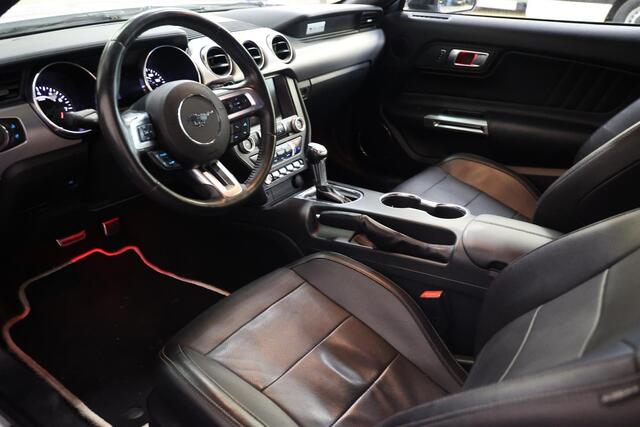 Ford MUSTANG Fastback 5.0 V8 GT AUTOMAAT