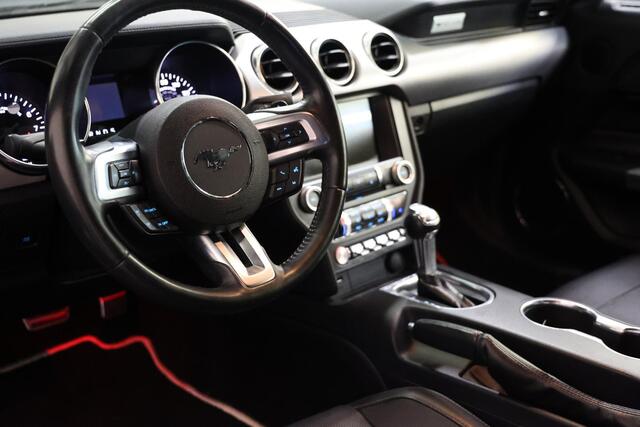 Ford MUSTANG Fastback 5.0 V8 GT AUTOMAAT