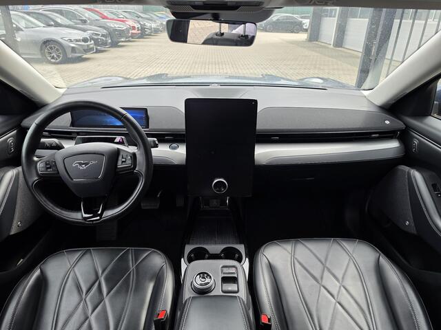 Ford MUSTANG Mach-E Extended RWD 98 kWh SoH 93% |Trekhaak | Elektrische achterklep | Stoelverwarming |