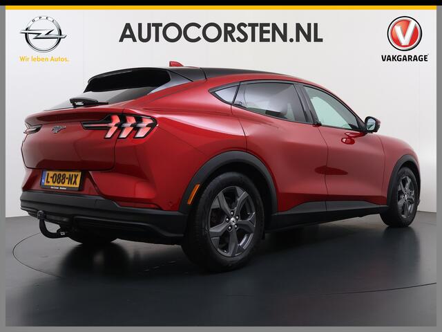 Ford MUSTANG Mach-E Extended RWD 98kWh SOH 94% Trekhaak Adap.Cruise B&O-Audio Leder 360°Camera Stoel+Stuurverwarming Navi Ecc Apple Carplay Android Auto Lmv 18" Privacy Glas Pdc Voorruitverwarming DAB Elek.Achterklep Keyless Dodehoekwaarschuwing 1e Eigenaar 750KG Trekgewicht Origineel Nederlandse Auto