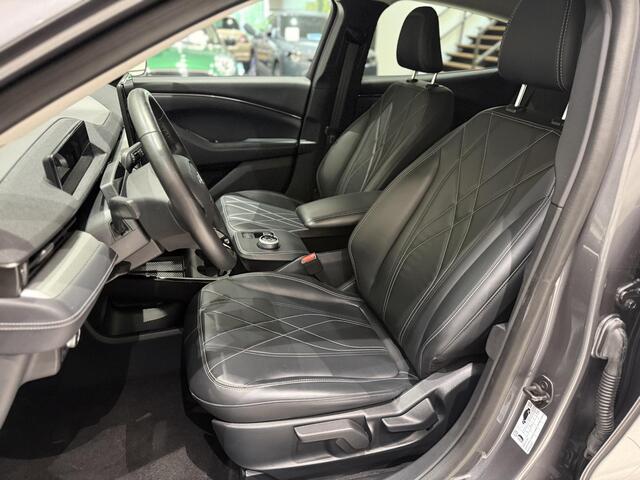 Ford MUSTANG Mach-E Extended RWD 98 kWh | SOH 93,1% | B&O | Navigatie | Stoelverwarming |