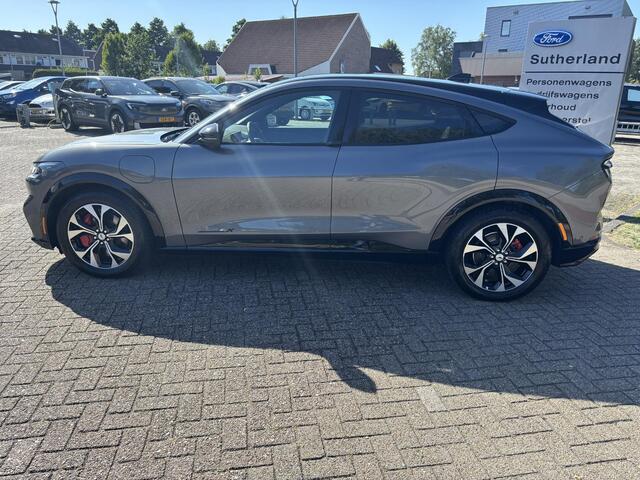 Ford MUSTANG Mach-E Extended Premium AWD 98 kWh 351pk | Panoramadak | 1.500kg Trekgewicht