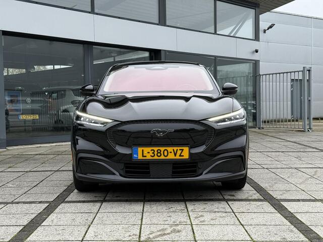 Ford MUSTANG Mach-E Aut. 75kwh Technolodgy Plus SoH 92% | Trekhaak | Panorama | Leder