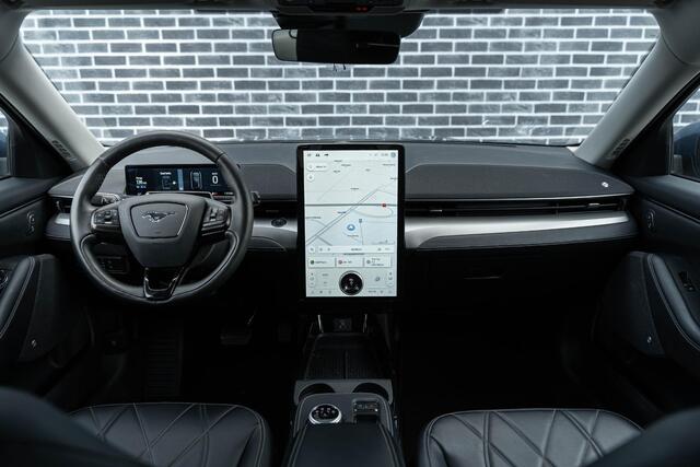 Ford MUSTANG Mach-E RWD 75 kWh | Bang Olufsen Audio | 360 Graden Camera | Parkeersensoren | Keyless Entry | Elektrische Achterklep | Stoelverwarming | Cruise Control Adaptief | Dodehoekdetectie | Navigatie | Apple Carplay | Android Auto