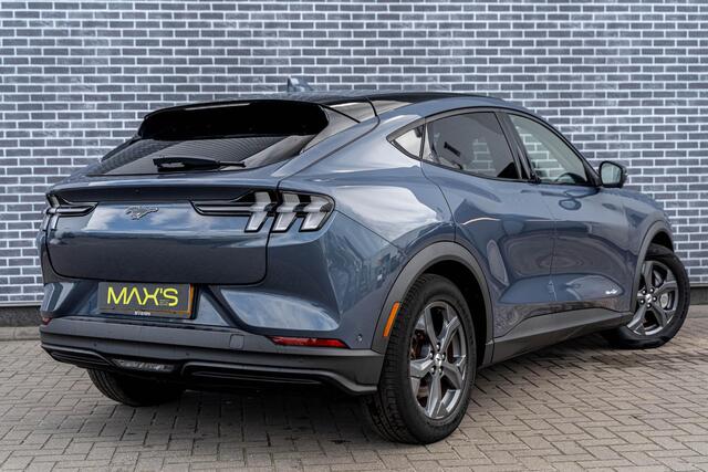 Ford MUSTANG Mach-E RWD 75 kWh | Bang Olufsen Audio | 360 Graden Camera | Parkeersensoren | Keyless Entry | Elektrische Achterklep | Stoelverwarming | Cruise Control Adaptief | Dodehoekdetectie | Navigatie | Apple Carplay | Android Auto