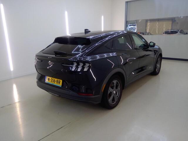 Ford MUSTANG Mach-E SOH 94% 75 kWh incl BTW Origineel NL LEER Apple Carplay