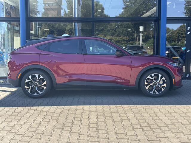 Ford MUSTANG Mach-E Standard RWD 73 kWh Direct Leverbaar | €5000- Ford Voordeel