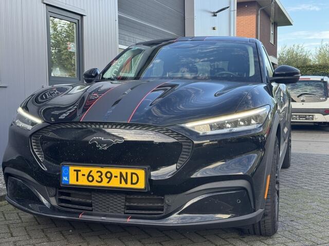 Ford MUSTANG Mach-E Volleer Dikke velgen RWD 75 kWh