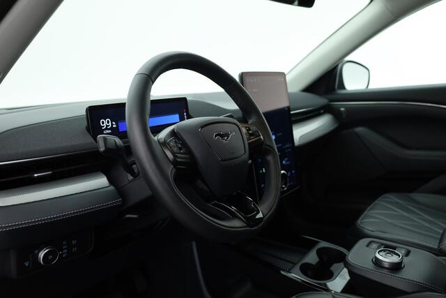 Ford MUSTANG Mach-E RWD 75 kWh | Rijklaar! | Adapt. Cruise | Keyless | Leder | Stoel- stuurverw. | Camera | Dodehoek | Apple CarPlay