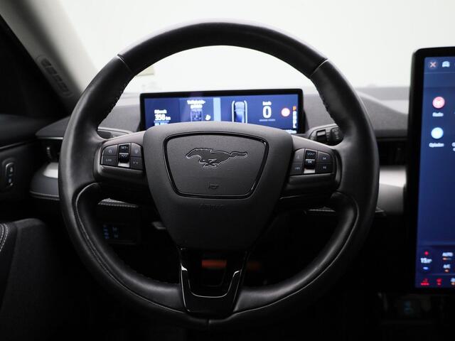 Ford MUSTANG Mach-E RWD 75 kWh | Navigatie | 360 Camera | Pack Winter | Airco | Elektrische klep