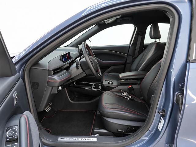 Ford MUSTANG Mach-E AWD 75 kWh | SOH 95.5 % | Trekhaak afn. | Ad cruise | Navi | Led | NL-auto – foto 9