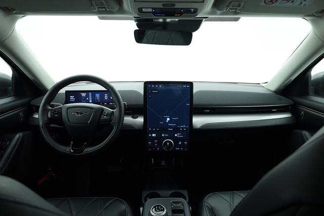 Ford MUSTANG Mach-E RWD 75 kWh | Rijklaar! | SOH 92% | Adapt. Cruise | Keyless | Leder | Stoel- stuurverw. | Camera | Dodehoek | Apple CarPlay