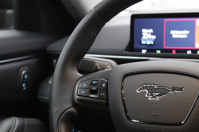 Ford MUSTANG Mach-E RWD 75 kWh 270 PK, SOH 95%, Leder, Adap. Cruise Control, 360 Camera, Carpaly