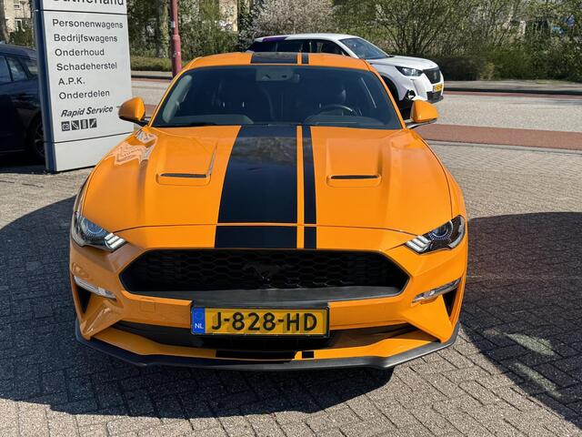 Ford MUSTANG Fastback 2.3 EcoBoost 289pk | Custom Pack Black | Lederen bekleding | Navigatie full map | Voorstoelen verwarmd en geventileerd | Audio installatie premium | Twister Orange – foto 8