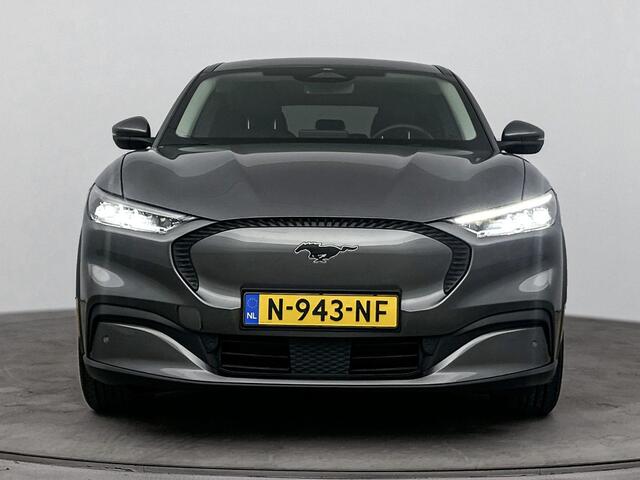Ford MUSTANG Mach-E Extended RWD 98 kWh | Leder | Parkeersensoren | Camera