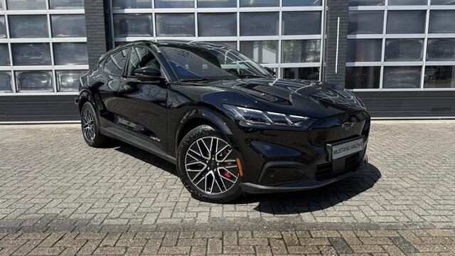 Ford MUSTANG Mach-E Extended Premium RWD 88 kWh €5.000,- Voordeel | Panoramadak (vast) | Parkeercamera | Stoelverwarming | Dodehoeksensor | Navigatie | Adaptive Cruise Control | Carplay & Android Auto – foto 3